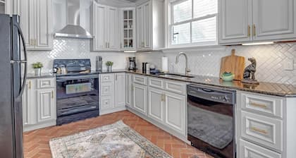 Large historic house with porch & deck!