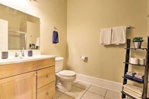 Unclassified image, 5 of 24, button