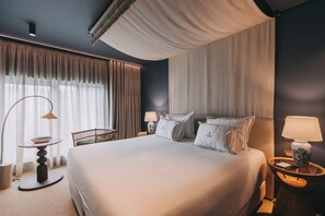 Habitación ejecutiva | Caja de seguridad en la habitación, cortinas blackout y insonorización 