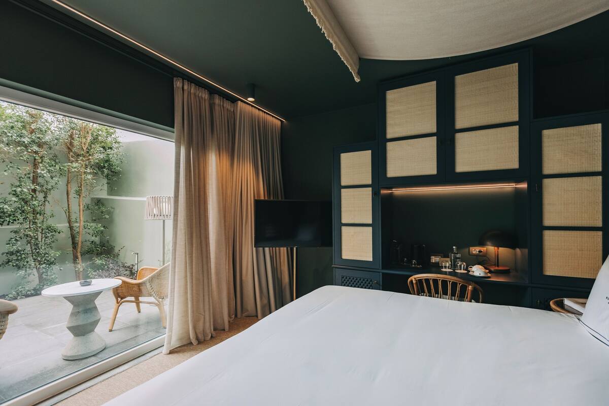 Executive Superior with Terrace | In-room safe, blackout curtains, soundproofing, free WiFi
