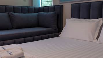 Caja de seguridad en la habitación, wifi gratis y ropa de cama