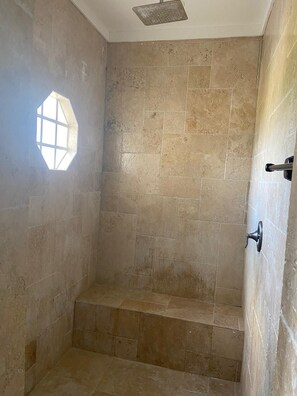 Bathtub, jetted tub, hair dryer, towels