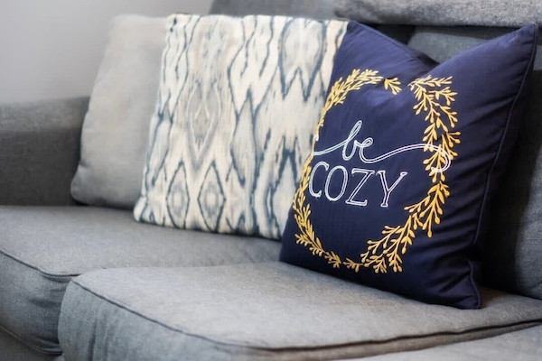 Our couches are comfy!