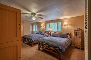 4 soverom, skrivebord, wi-fi (inkludert) og sengetøy