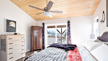 2 Schlafzimmer, Bügeleisen/Bügelbrett, Reisekinderbett, kostenloses WLAN