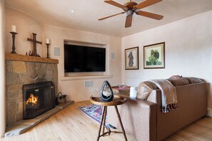 Nicht klassifiziertes Bild, 3 von 88, Schaltfläche