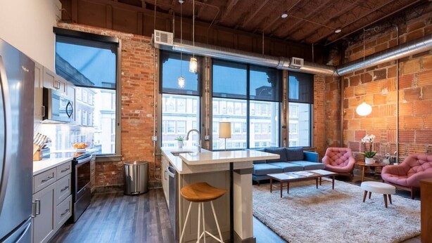 Interior - Luxury Downtown Executive Loft @ the ABODES ApartHotel (Rochester)