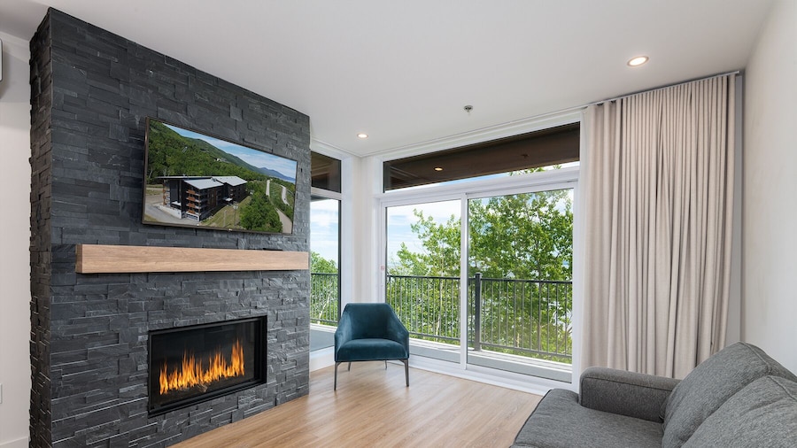 Les Caches de la Grande Pointe