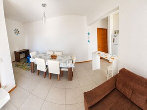 Apartamento família | Sala de jantar