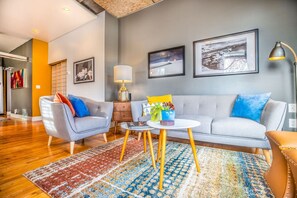 تلفزيون، كُتُب