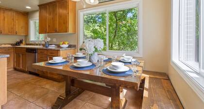 Charming & Spacious Retreat - 25% Off Ski Rentals!