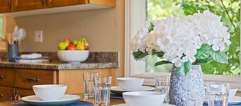 Charming & Spacious Retreat - 25% Off Ski Rentals!