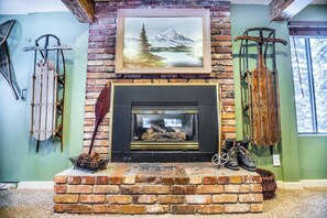 Immagine non classificata, 5 di 44, pulsante