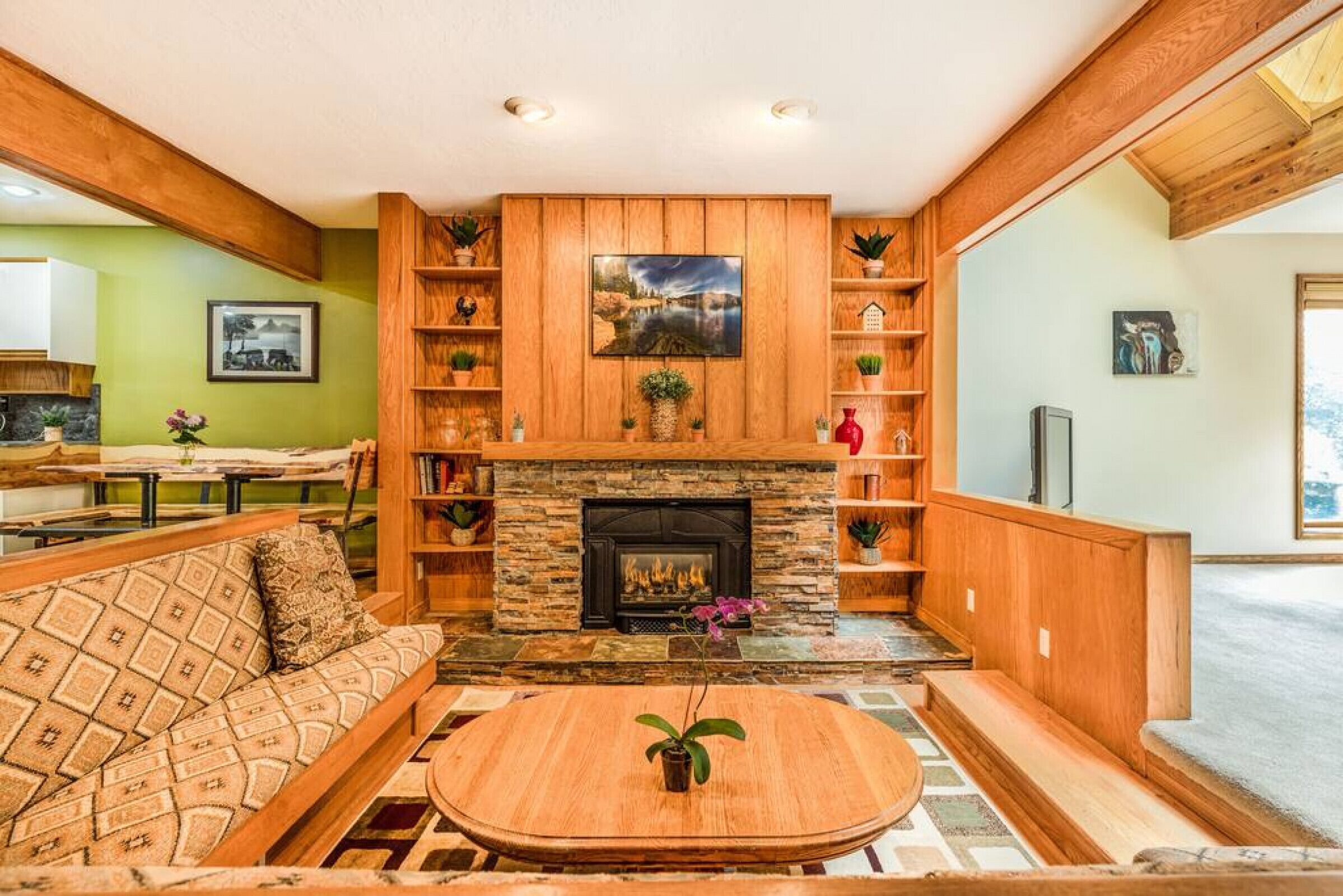 TV connectée, cheminée