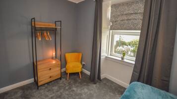 Apartment, 1 Bedroom (The Gallery) | Blackout drapes, iron/ironing board, bed sheets