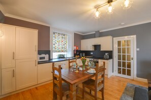 Apartment, 1 Bedroom (The Gallery) | Private kitchen - The Gallery Apartment (Oban)