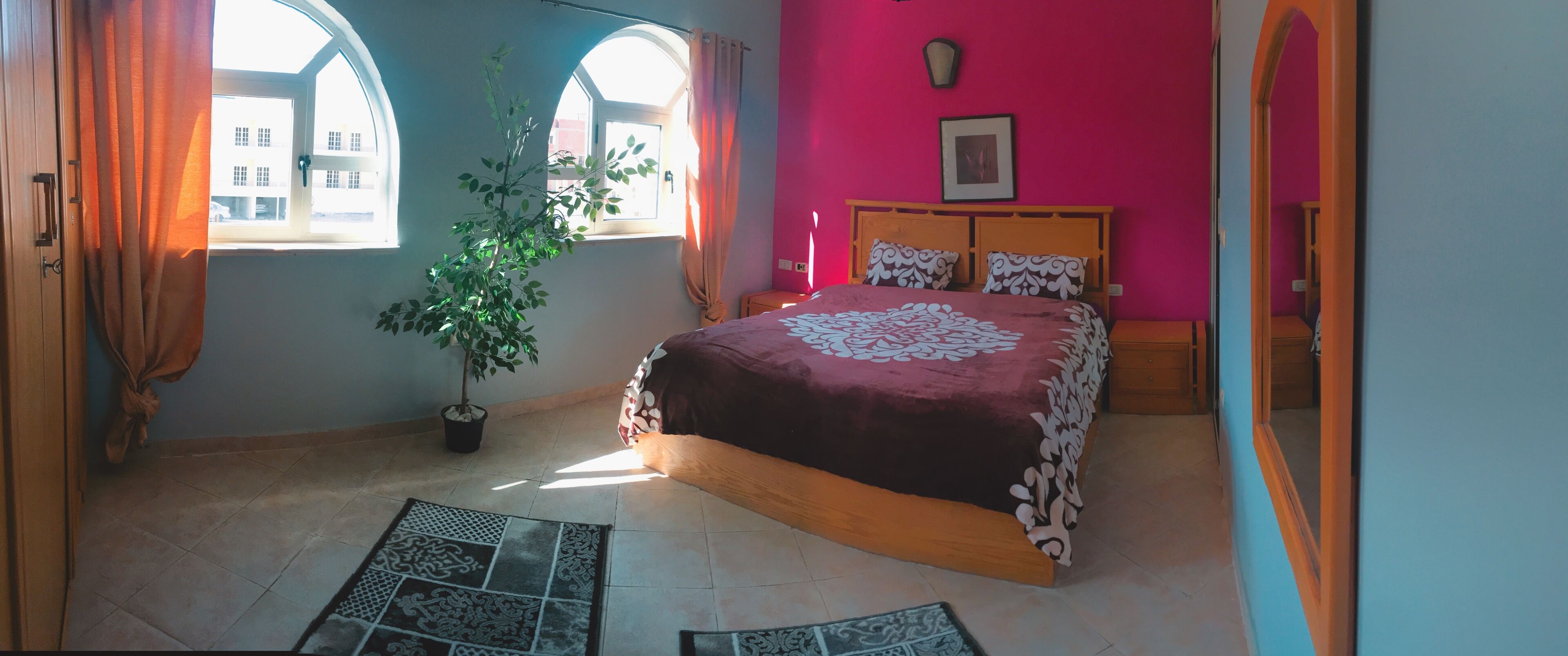 4 chambres, fer et planche à repasser, Wi-Fi, draps fournis