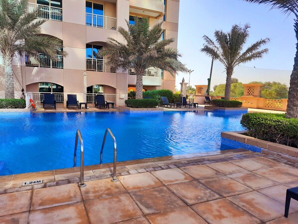 Outdoor pool, a heated pool