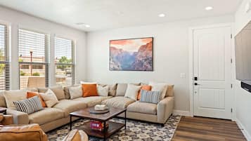 Townhome, 5 Bedrooms | Living area | Smart TV