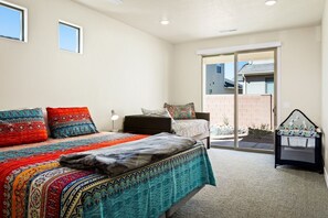 3 bedrooms, individually decorated, individually furnished - Hyatt Home by RedAwning (Washington)