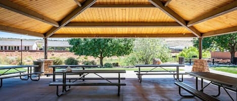 House, 3 Bedrooms | Property grounds