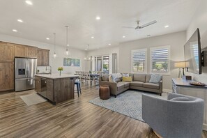 Townhome, 5 Bedrooms | Living area - Ocotillo Springs #20 by RedAwning (Santa Clara)