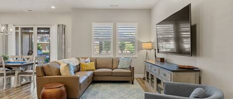 聯排別墅, 5 間臥室 | 起居區 | 智慧型電視、串流服務