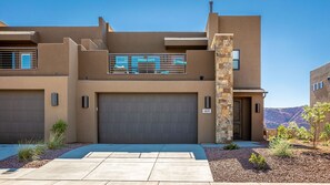 Townhome, 4 Bedrooms | Exterior