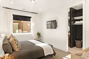 Townhome, 6 Bedrooms