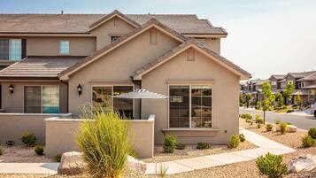 Townhome, 3 Bedrooms | Exterior