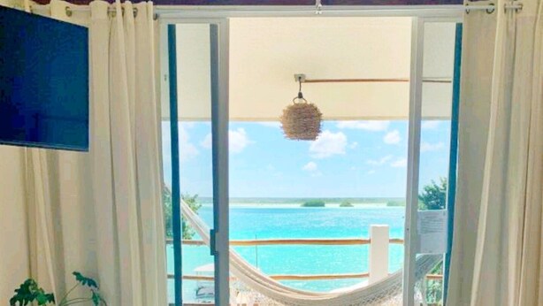 Panoramic Room, Lagoon View | Blackout drapes, WiFi (free), bed sheets - Tropic Bacalar Hotel (Bacalar)