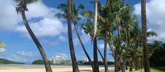 Beautiful 2/bedroom 2/Bathroom condo next to beach