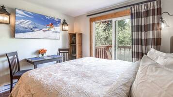 Iron/ironing board, WiFi (free), bed sheets