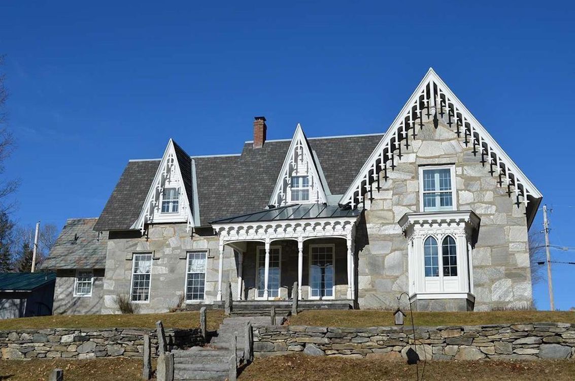 VT Retreat - TV + Hot Tub + Pool Table