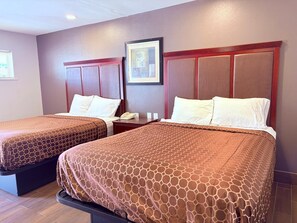 Skrivbord, gratis wi-fi och sängkläder