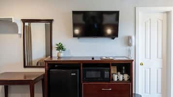 Escritorio, wifi gratis y ropa de cama