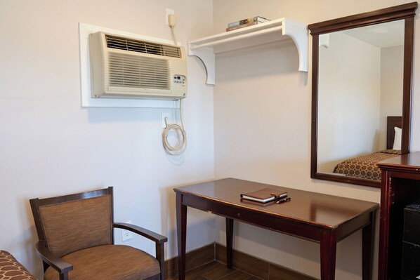 Desk, free WiFi, bed sheets