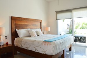 Apartment | 3 bedrooms, in-room safe, individually decorated, individually furnished - La Olas By Riviera Rentals (Playa del Carmen)