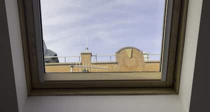 Spacious, boutique 2 Bed Apartment, in the heart of Tunbridge Wells Town Centre.