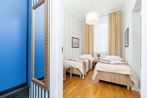 2 chambres, fer et planche à repasser, Wi-Fi, draps fournis