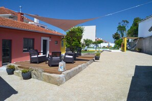 Terrace/patio - Casa Maria> Cozy Garden Among Beach & Porto (Vila Nova de Gaia)