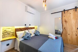 1 bedroom, iron/ironing board, free WiFi, bed sheets - Casa Maria> Cozy Garden Among Beach & Porto (Vila Nova de Gaia)