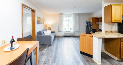 Comfortable Stay in Houston's Energy Corridor