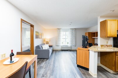 Comfortable Stay in Houston's Energy Corridor