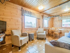 TV - Vacation home Pajula by Interhome (Äkäslompolo)