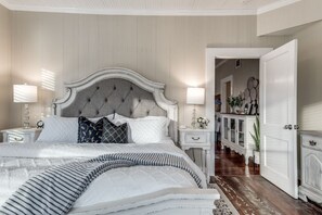 2 soveværelser, skrivebord, strygejern/strygebræt, gratis Wi-Fi