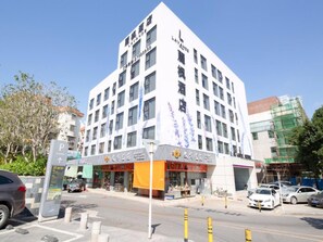 Exterior - Lavande Hotel Shenzhen Baoan Haiya Binfen City (Shenzhen)
