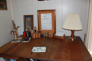 Interior - Secluded mountain home; explorable acreage; free of noise and light pollution (Franklin)