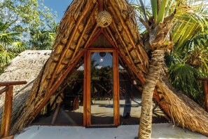 Family Room | Hypo-allergenic bedding, in-room safe, individually decorated - Eco.Bañitas (Tulum)