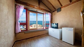 Kamar Basic, 1 kamar tidur (6 ( F2,No cooking )) | 1 kamar tidur dan Wi-Fi gratis